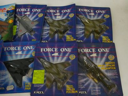 ERTL (USA) : 
Important lot de 45 avions...