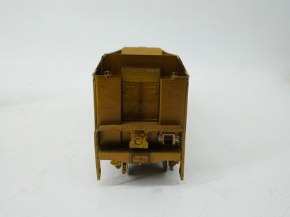 DMC (Korea) :
UNION PACIFIC 2-8-8-2
Metal...