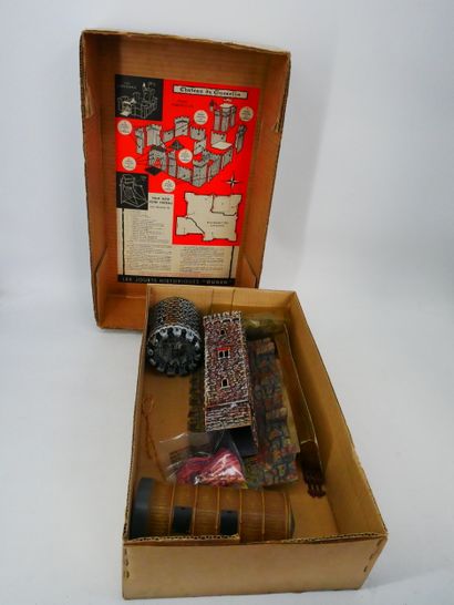 ELASTOLIN and OUGEN: 
Important lot of plastic...