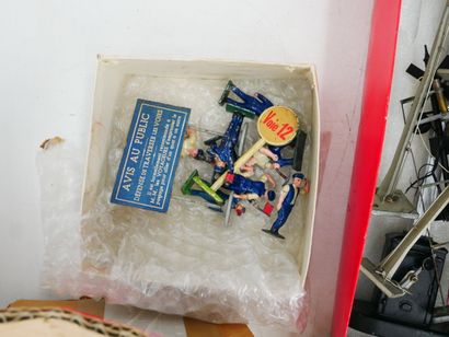 Lot including traffic signs, painted metal...