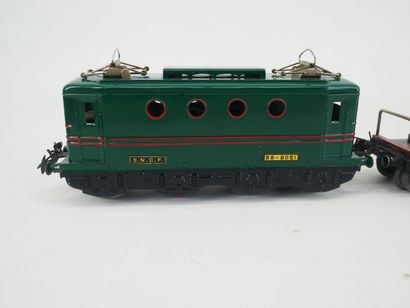 HORNBY TRAIN 
Le Provençal set, including...