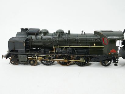 MUGNIER :
PLM 231 4-6-2
Locomotive and tender...