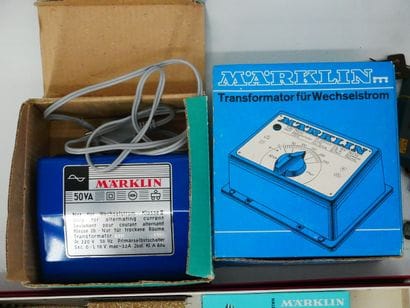MARKLIN :
Important lot of rails, turnouts,...