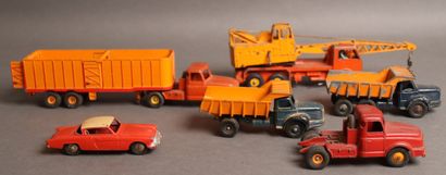 DINKY TOYS - DINKY SUPERTOYS
Lot de véhicules...
