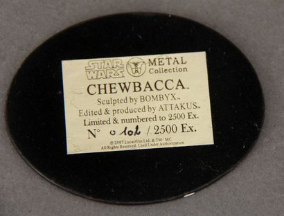 *ATTAKUS - STAR WARS
Chewbacca metal sculpture...