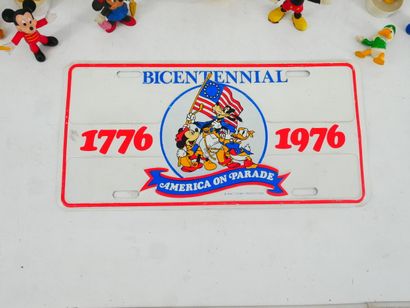 WALT DISNEY 
Lot including : 
- 1 set of...