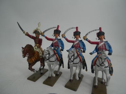 STARLUX:
Painted lead set including 4 riders...