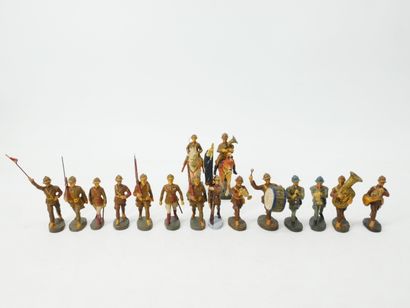 ELASTOLIN (Germany):
Set of 16 painted composition...