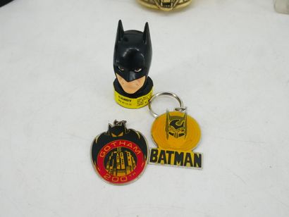 BATMAN 
Lot including:
- 1 Batman and Robin...