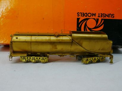 SAMHONG SA (Korea) :
CHESAPEAKE OHIO 4-8-2
Metal...