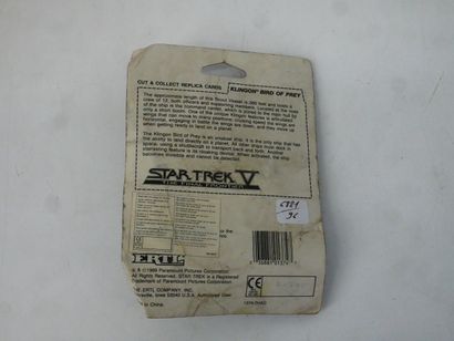 STAR TREK : 
Lot including: 
- STAR TREK...