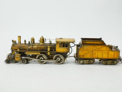 (Japan) :
Canadian Pacific 220 4-4-0
Unpainted...