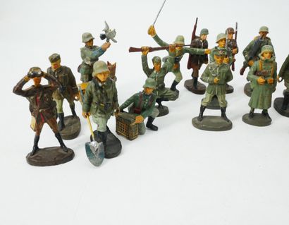 ELASTOLIN (Germany) : 
Set of 26 painted...