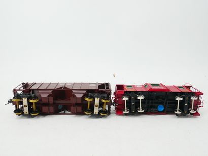 Painted metal set, including:
- 1 Grand Trunk...