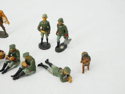 ELASTOLIN (Germany) :
Set of 12 painted composition...