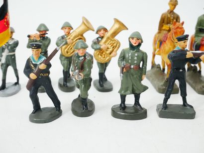 DURO (Austria) and others : 
Set of 12 figures...