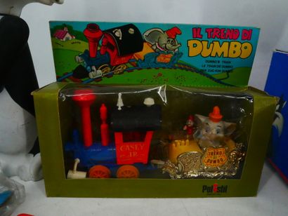 WALT DISNEY 
Lot including:
- 1 Titi and...