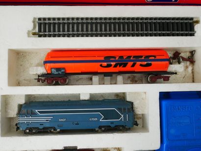 JOUEF HO :
Express Trafic, including:
1 locomotive.
3...