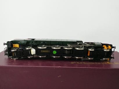 FULGUREX :
PLM 242 AT
Metal locomotive.
Electric...