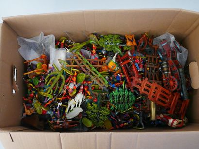 ELASTOLIN and OUGEN: 
Important lot of plastic...