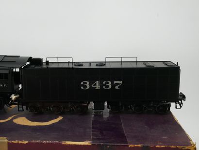 KTM (Japan) :
AT SF 3437
Metal locomotive...