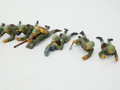 ELASTOLIN (Germany) :
Set of 15 figures in...