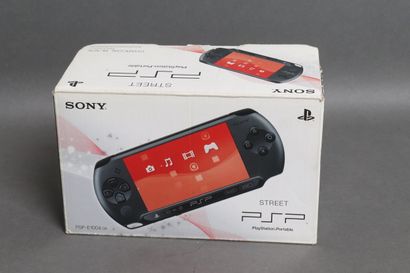 SONY
PSP street E1004 charcoal black console...