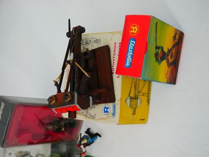 ELASTOLIN Germany:
Lot of painted plastic...