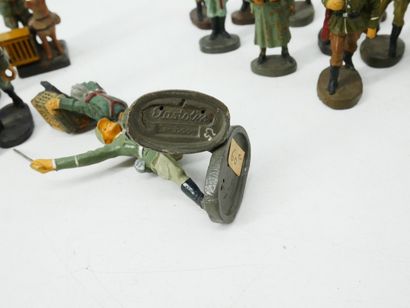 ELASTOLIN (Germany) : 
Set of 26 painted...