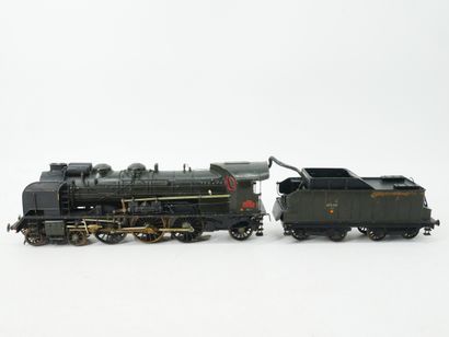MUGNIER :
PLM 231 4-6-2
Locomotive and tender...