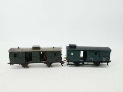 Painted metal set, including:
- 1 Grand Trunk...