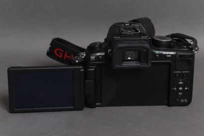 PANASONIC
- Lumix GH2 full HD
- Obj. Lumix...