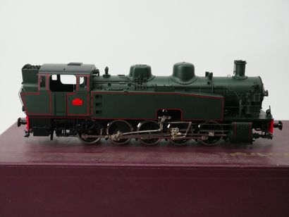 FULGUREX :
SNCF 050 TQ
Metal locomotive.
Electric...