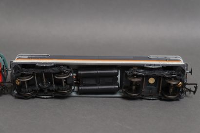Set of 4 SNCF HO railcars: BB-9281, BB-25110,...