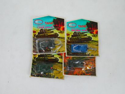 Lot comprenant : 
-	 8 véhicules militaires...