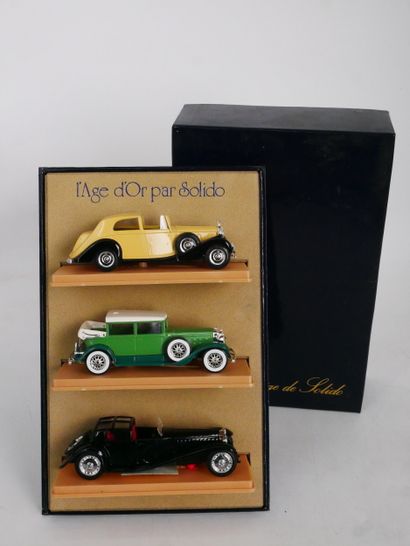 Lot comprenant : 
-	 1 Jeep Willys n°1322...