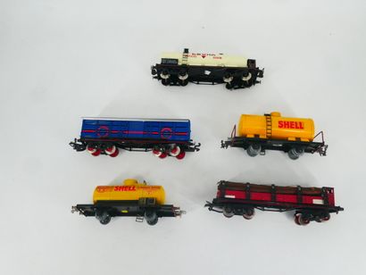 Lot including:
- Two Pullman JEP Unis France...