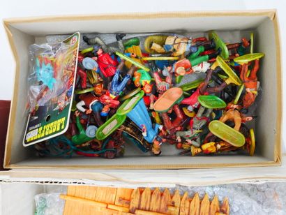 ELASTOLIN (Germany):
Large lot of cowboy-...
