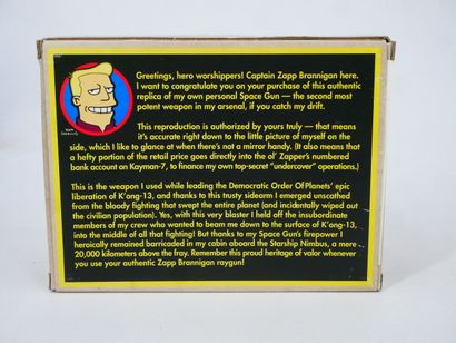 Lot including:
- 1 ZAPP BRANNIGAN SPACE GUN,...