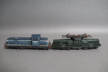 JOUEF (HO)
Two SNCF locomotives BB-12079,...