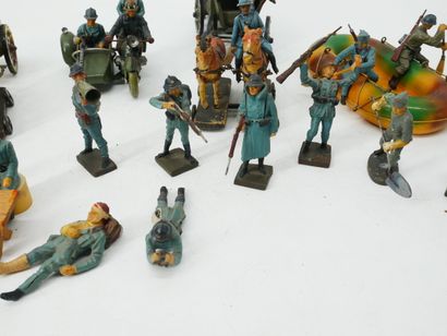 LINEOL (Germany):
Set of figures in painted...