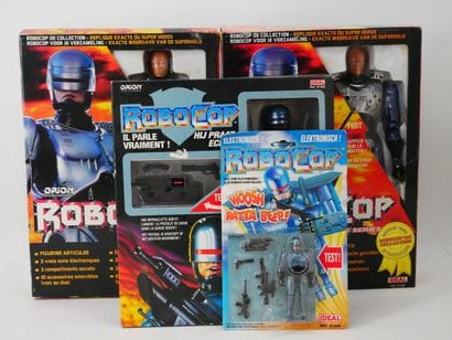 ROBOCOP 
Set includes: 
- 2 articulated figures...