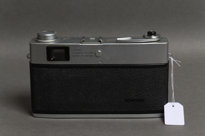 Lot :
- VOIGTLANDER
Camera model Vito CLR,...