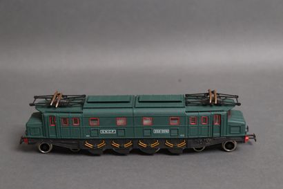 JOUEF (HO)
SNCF electric locomotive 2D2-...