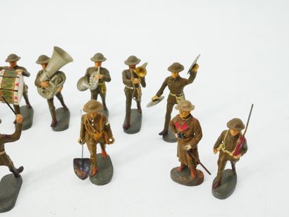 ELASTOLIN (Germany):
Set of 18 painted composition...