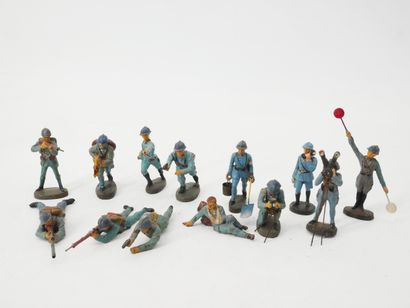 ELASTOLIN (Germany):
Set of 13 painted composition...