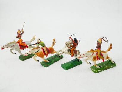 TIPPLE-TOPPLE (Austria):
Set of 6 figures...