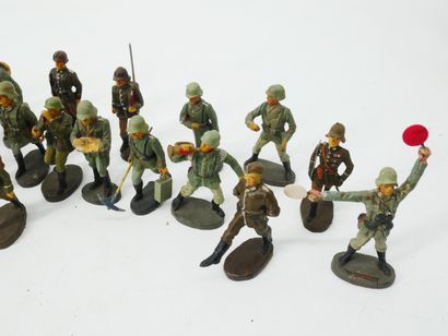 ELASTOLIN (Germany) : 
Set of 26 painted...