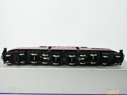 KMT (Japan):
Pennsylvania GG-1
Metal locomotive.
Electric...