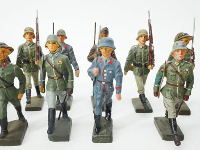 LINEOL (Germany) :
Ensemble de 21 figurines...